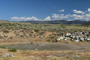 Scenic view of "Fremont Lake" Moraine Pond 2025-08-14, #58, dry; Pinedale Ranger District, Bridger-Teton National Forest